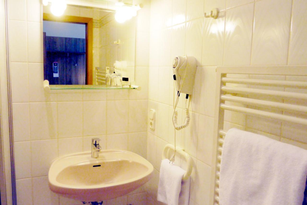 Hotel Grader Нойштадт-ан-дер-Вальднааб Экстерьер фото