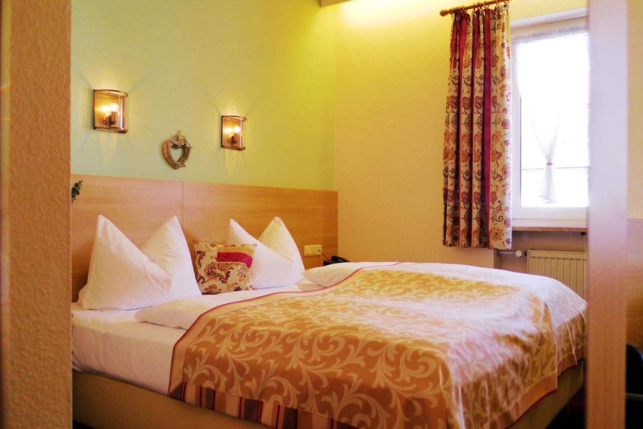 Hotel Grader Нойштадт-ан-дер-Вальднааб Экстерьер фото