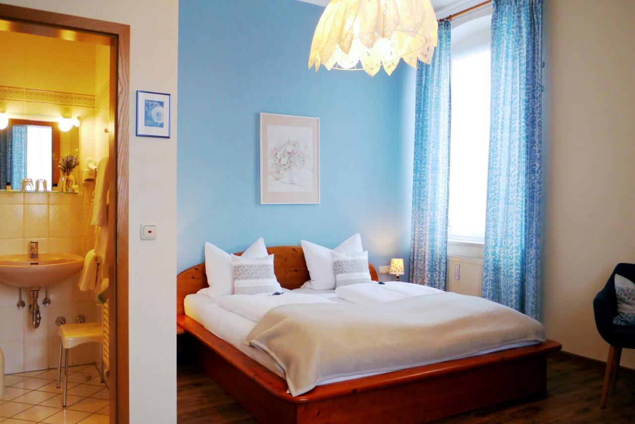 Hotel Grader Нойштадт-ан-дер-Вальднааб Экстерьер фото