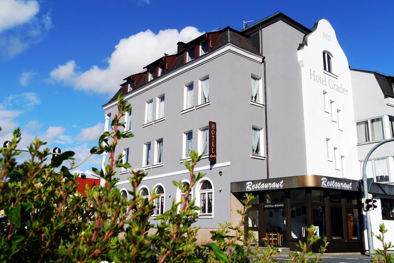 Hotel Grader Нойштадт-ан-дер-Вальднааб Экстерьер фото